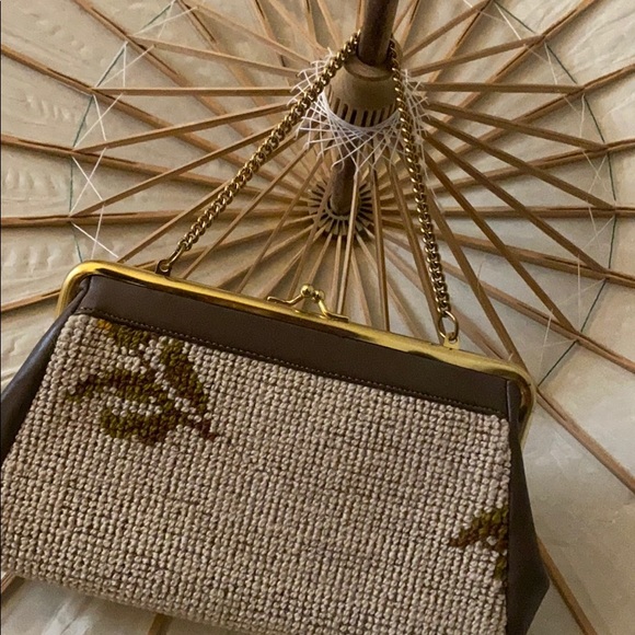 Purse - Picture 2 of 7